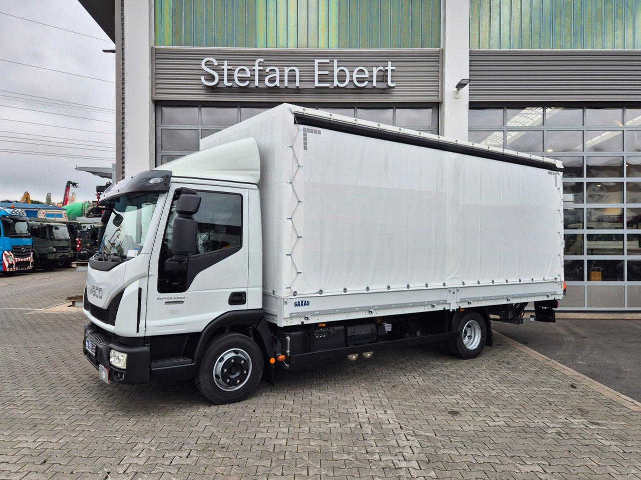 Iveco Eurocargo ML75E19/P LBW  Spoiler Klima 3 Sitze - Utilitaire rideaux coulissants (PLSC): photos 3 Iveco Eurocargo ML75E19/P LBW  Spoiler Klima 3 Sitze - Utilitaire rideaux coulissants (PLSC): photos 3