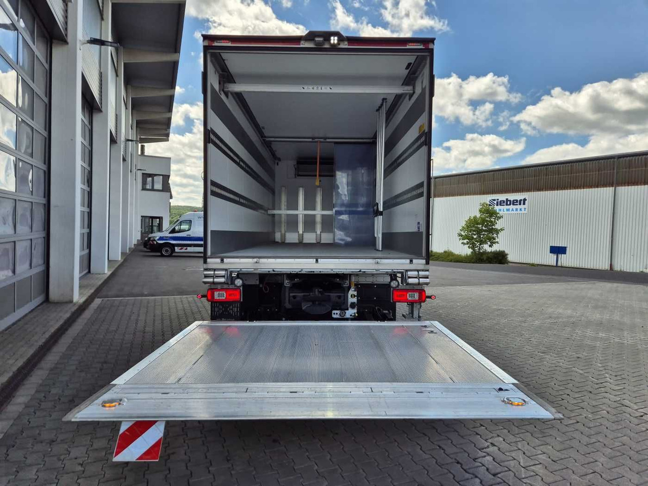 Iveco S-Way AD190S40/FP ThermoKing T-1000R LBW Tür AHK — crédit-bail Iveco S-Way AD190S40/FP ThermoKing T-1000R LBW Tür AHK: photos 12