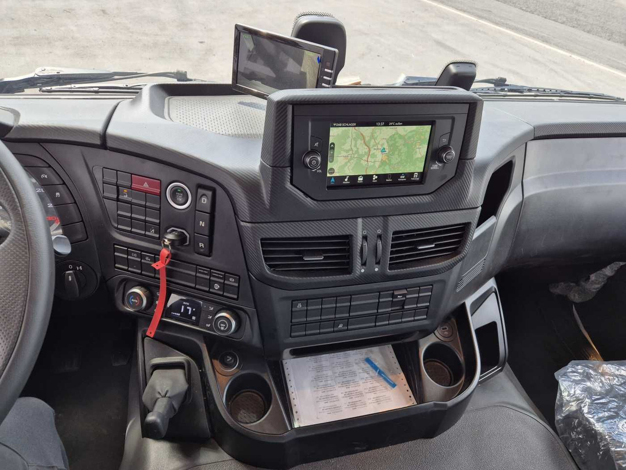 Iveco S-Way AD190S40/FP ThermoKing T-1000R LBW Tür AHK — crédit-bail Iveco S-Way AD190S40/FP ThermoKing T-1000R LBW Tür AHK: photos 15