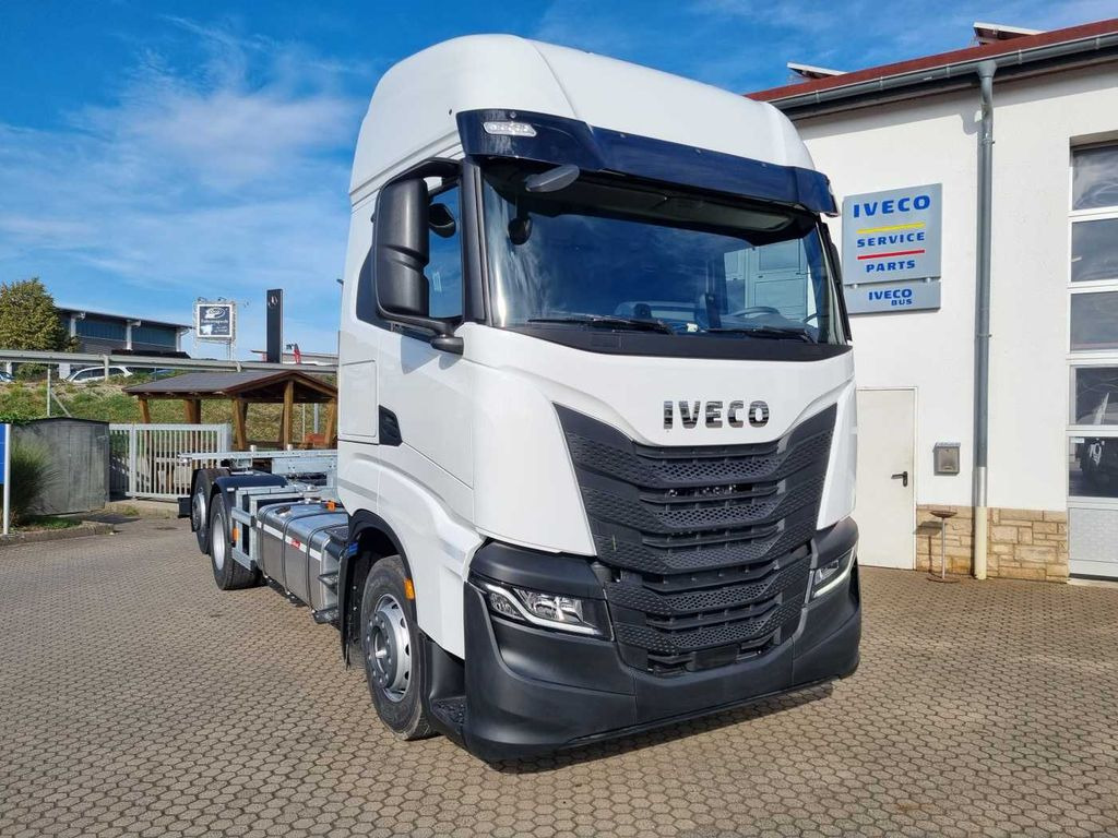 Iveco S-Way AS260S46 6x2 BDF-Wechsler Intarder 2x vorh - Camion porte-conteneur/ Caisse mobile: photos 1 Iveco S-Way AS260S46 6x2 BDF-Wechsler Intarder 2x vorh - Camion porte-conteneur/ Caisse mobile: photos 1