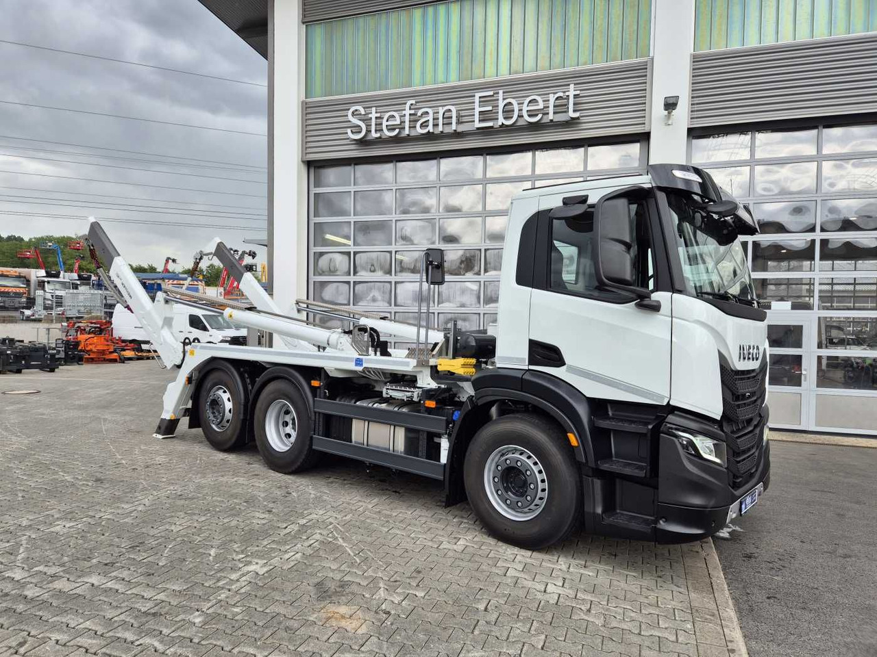 Iveco X-Way AD280X42Y/PS 6x2 Meiller 16. T Funk Lift - Camion benne: photos 1 Iveco X-Way AD280X42Y/PS 6x2 Meiller 16. T Funk Lift - Camion benne: photos 1