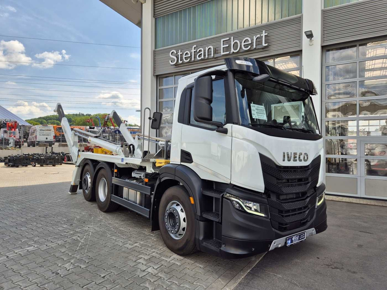 Iveco X-Way AD280X42Y/PS Meiller AK 16.T Funk Intarder - Camion benne: photos 1 Iveco X-Way AD280X42Y/PS Meiller AK 16.T Funk Intarder - Camion benne: photos 1