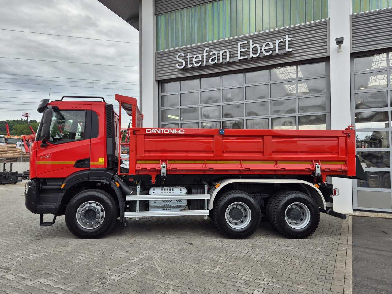 Iveco X-Way AD300X48Z HR OFF 6x4 Bordmatik Intarder - Camion benne: photos 4 Iveco X-Way AD300X48Z HR OFF 6x4 Bordmatik Intarder - Camion benne: photos 4