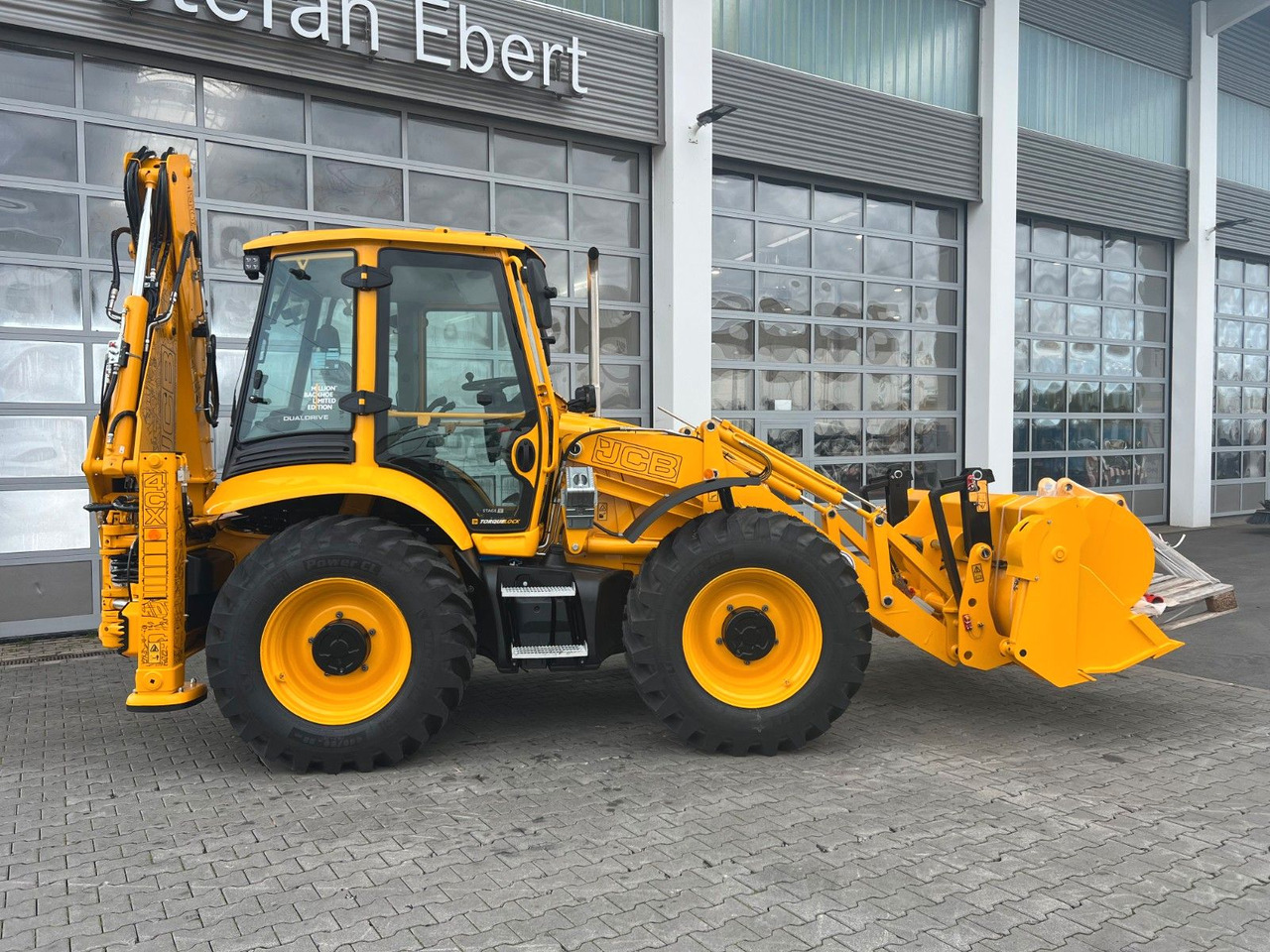 JCB 4CX / Klappschaufel / Dual Drive / Sonderedition - Tractopelle: photos 2 JCB 4CX / Klappschaufel / Dual Drive / Sonderedition - Tractopelle: photos 2