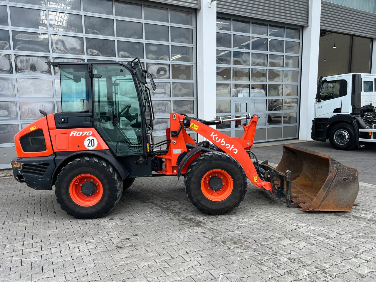 Kubota R070 / Gabel & Schaufel / nur 1.869h! - Chargeuse sur pneus: photos 2 Kubota R070 / Gabel & Schaufel / nur 1.869h! - Chargeuse sur pneus: photos 2