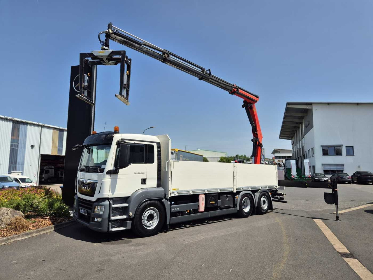 Camion plateau MAN TGS 26.420 6x2-4 LL Palfinger PK 22002-EH B Funk: photos 1
