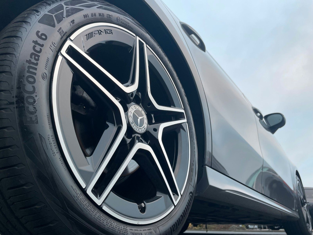 Mercedes-Benz A 180 AMG+LED+IHC+RFK+TotWinkel+SFIntegration - Voiture: photos 5 Mercedes-Benz A 180 AMG+LED+IHC+RFK+TotWinkel+SFIntegration - Voiture: photos 5