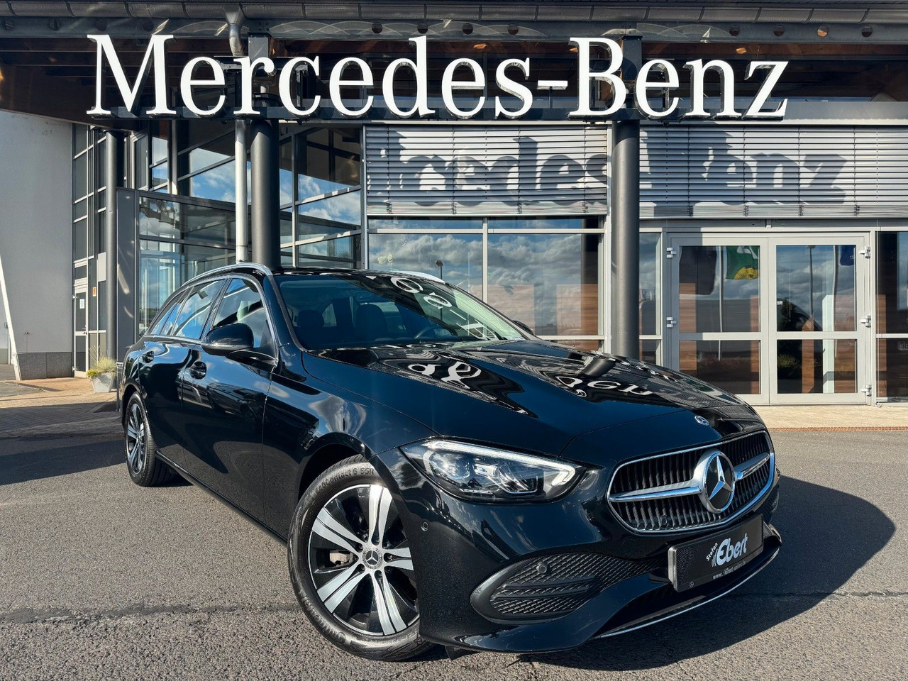 Mercedes-Benz C 300d T Avantgarde+RKamera+TotW+Ambiente - Voiture break: photos 1 Mercedes-Benz C 300d T Avantgarde+RKamera+TotW+Ambiente - Voiture break: photos 1