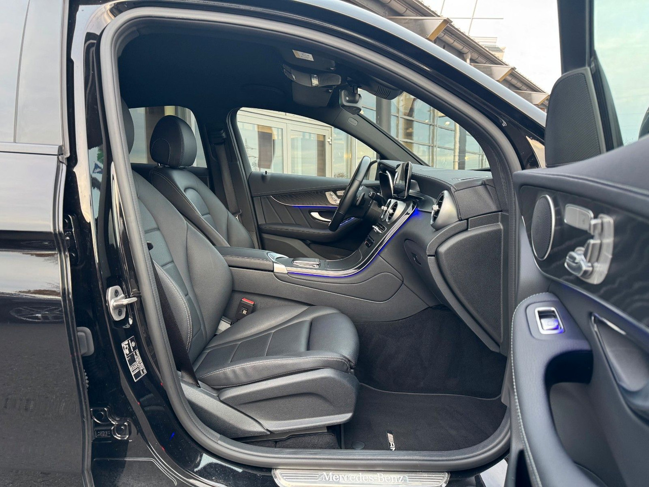 Coupé Mercedes-Benz GLC 400d 4M Coupe+AMG+Massage+AHK+Memory: photos 6 Coupé Mercedes-Benz GLC 400d 4M Coupe+AMG+Massage+AHK+Memory: photos 6