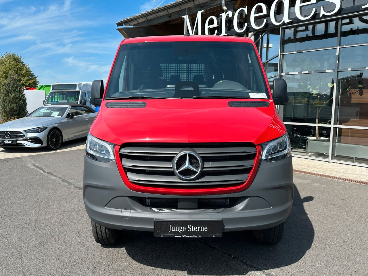 Mercedes-Benz Sprinter 319 CDI 4x4 DoKa Klima AHK3,5to - Utilitaire rideaux coulissants (PLSC), Utilitaire double cabine: photos 2 Mercedes-Benz Sprinter 319 CDI 4x4 DoKa Klima AHK3,5to - Utilitaire rideaux coulissants (PLSC), Utilitaire double cabine: photos 2