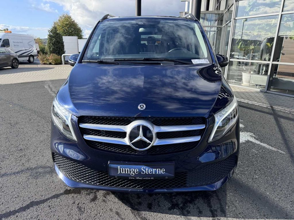 Mercedes-Benz V 300 d EDITION 7Sitze MBUX LED Kamera Mercedes-Benz V 300 d EDITION 7Sitze MBUX LED Kamera - Minibus, Transport de personnes: photos 2 Mercedes-Benz V 300 d EDITION 7Sitze MBUX LED Kamera Mercedes-Benz V 300 d EDITION 7Sitze MBUX LED Kamera - Minibus, Transport de personnes: photos 2