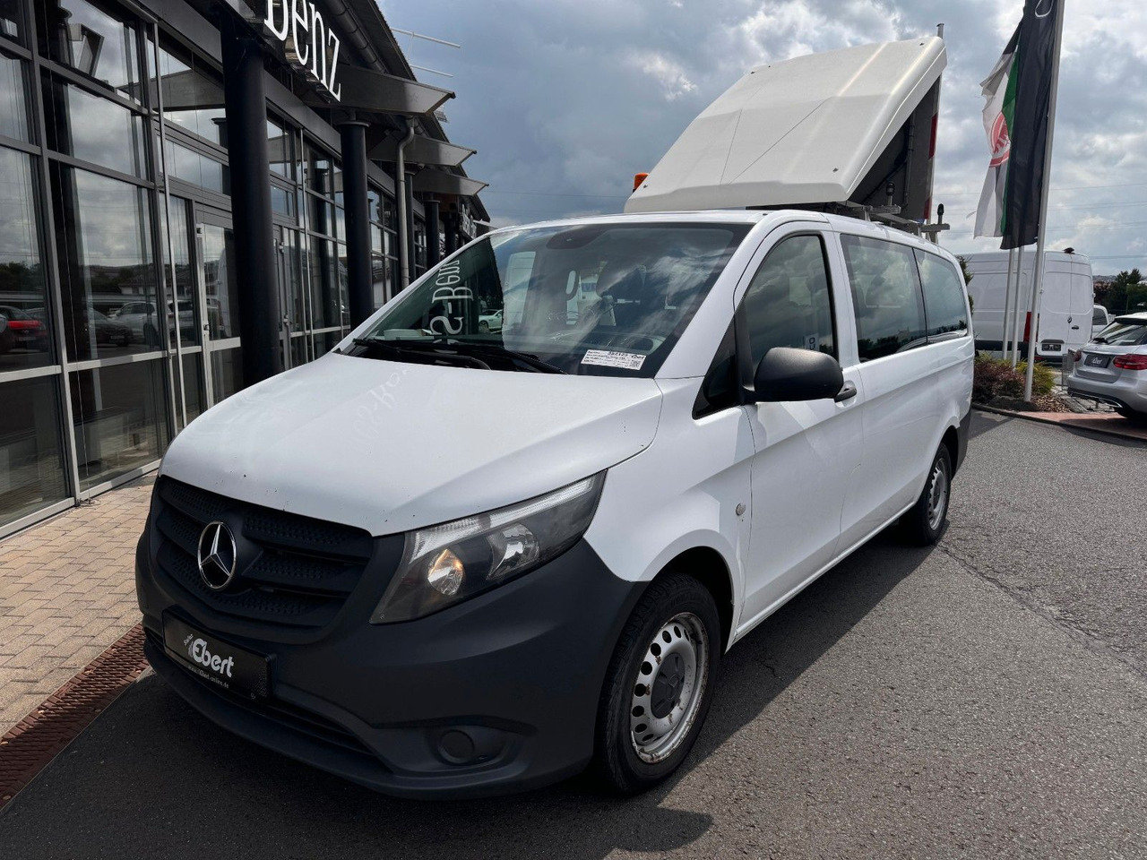 Mercedes-Benz Vito 111 CDI Tourer Begleitfahrzeug BF3+ / WVZ - Fourgon utilitaire: photos 5 Mercedes-Benz Vito 111 CDI Tourer Begleitfahrzeug BF3+ / WVZ - Fourgon utilitaire: photos 5