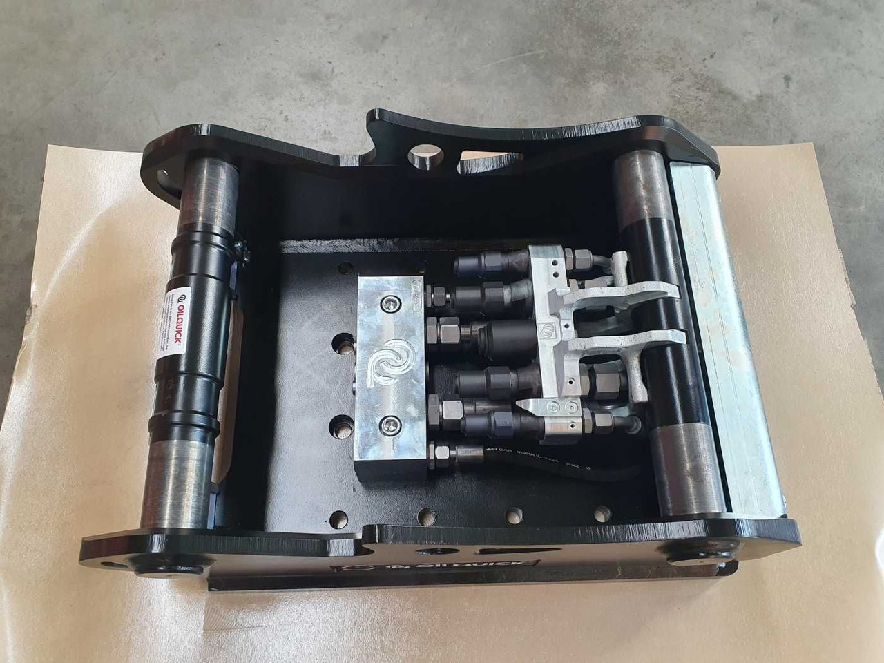 OilQuick OQ65 Adapterplatte für Westtech & mehr - Attache rapide: photos 5 OilQuick OQ65 Adapterplatte für Westtech & mehr - Attache rapide: photos 5