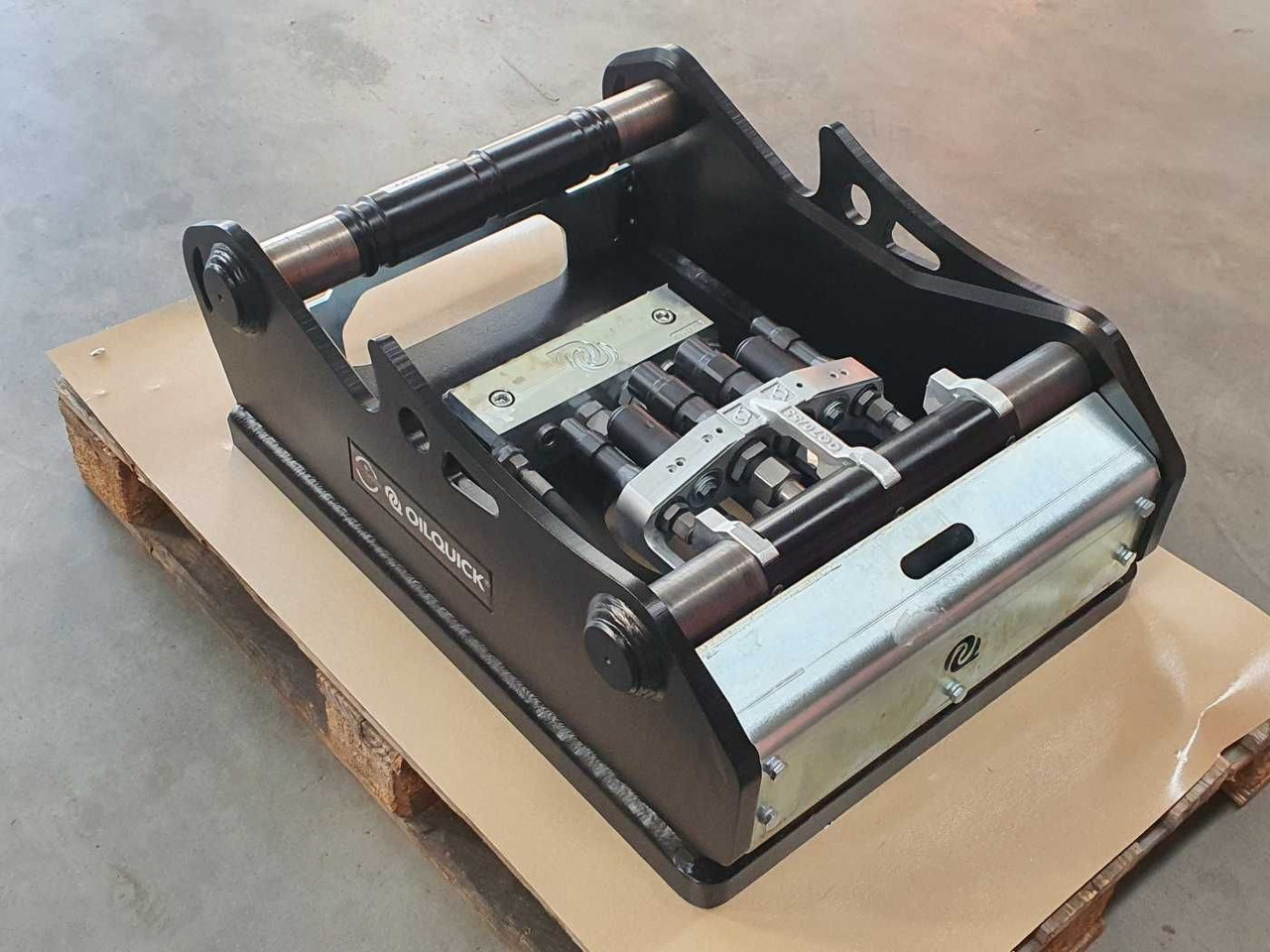 OilQuick OQ70/55 Adapterplatte für Westtech NEU - Attache rapide: photos 2 OilQuick OQ70/55 Adapterplatte für Westtech NEU - Attache rapide: photos 2