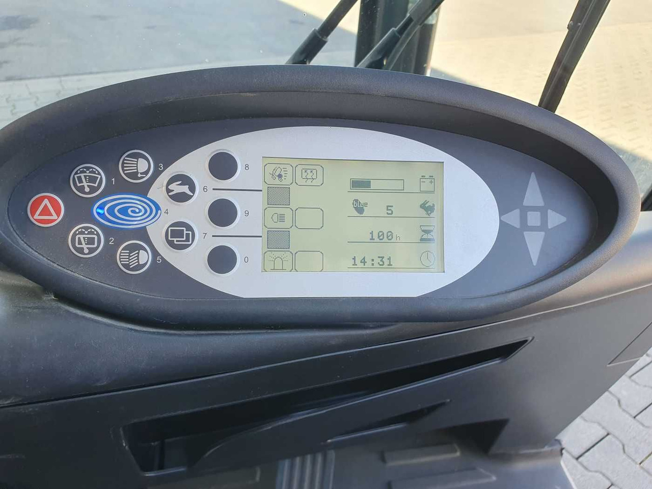 Chariot élévateur électrique Still RX20-14 / 2023 / Triplex: 4.30m! / 100h! / SS: photos 14 Chariot élévateur électrique Still RX20-14 / 2023 / Triplex: 4.30m! / 100h! / SS: photos 14