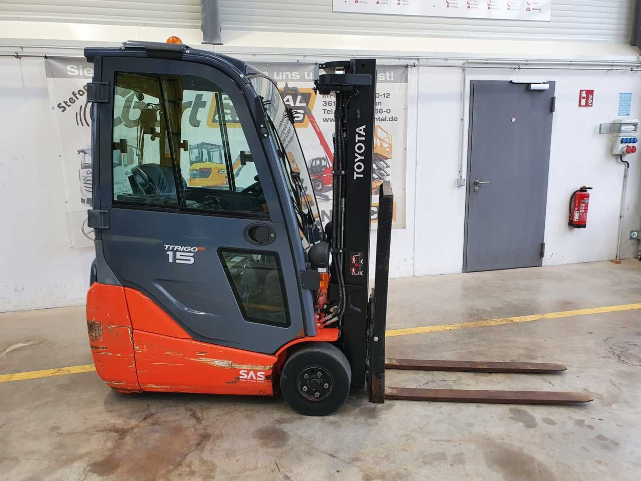 Toyota 8FBET15 / Batterie 07/2023 / HH: 4.3m! / 2.849h - Chariot élévateur électrique: photos 2 Toyota 8FBET15 / Batterie 07/2023 / HH: 4.3m! / 2.849h - Chariot élévateur électrique: photos 2