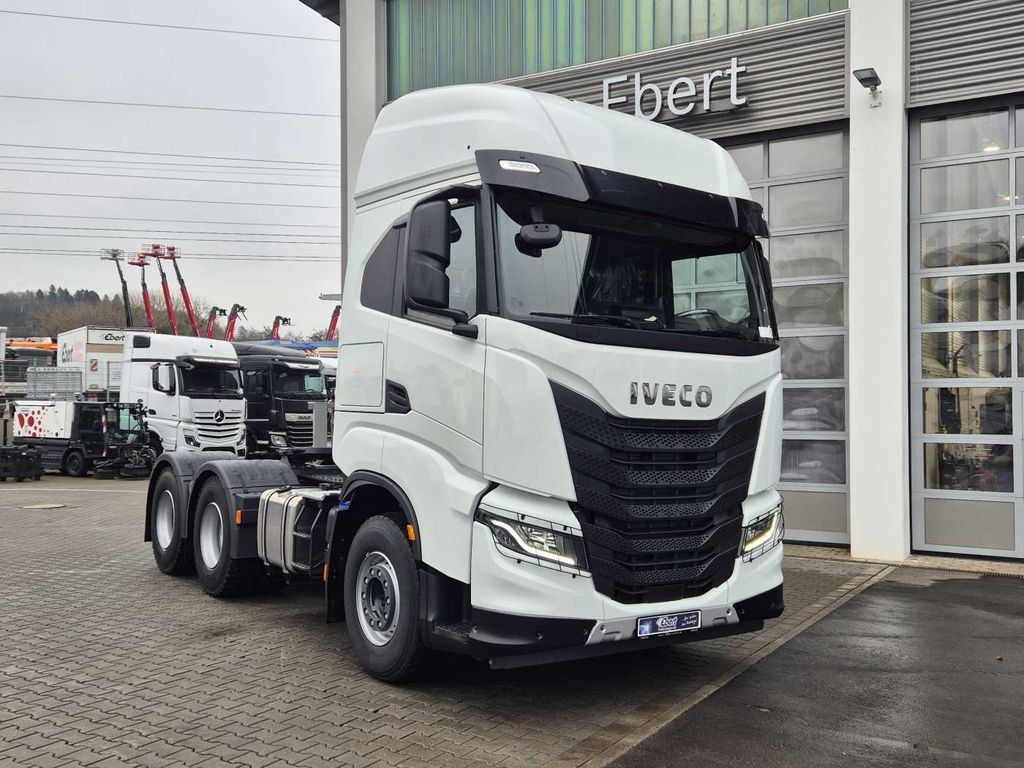 Iveco X-Way AS440X57TZ/P ON+ 6x4 Intarder 2xBett - Tracteur routier: photos 2 Iveco X-Way AS440X57TZ/P ON+ 6x4 Intarder 2xBett - Tracteur routier: photos 2