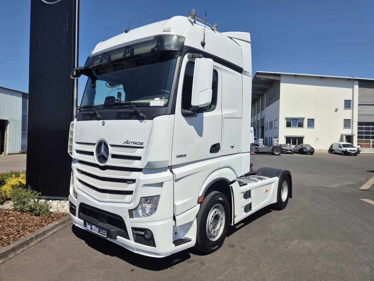 Mercedes-Benz Actros 1853 LS BigSpace Retarder Standklima HPEB - Tracteur routier: photos 2 Mercedes-Benz Actros 1853 LS BigSpace Retarder Standklima HPEB - Tracteur routier: photos 2