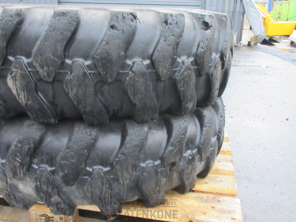 Euro Grip 335/80 R20 rengas 2kpl - Pneu pour Engins de chantier: photos 4 Euro Grip 335/80 R20 rengas 2kpl - Pneu pour Engins de chantier: photos 4