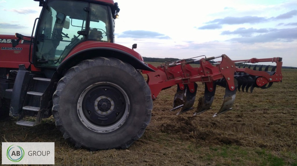 AMJ Agro Subsoiler 2 m - Décompacteur: photos 2 AMJ Agro Subsoiler 2 m - Décompacteur: photos 2