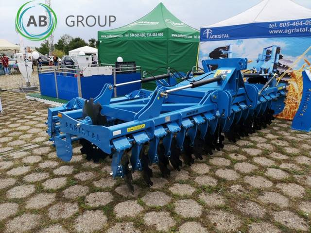 Agristal BTH hydraulic folding disc harrow 4.5 m - Herse: photos 4 Agristal BTH hydraulic folding disc harrow 4.5 m - Herse: photos 4