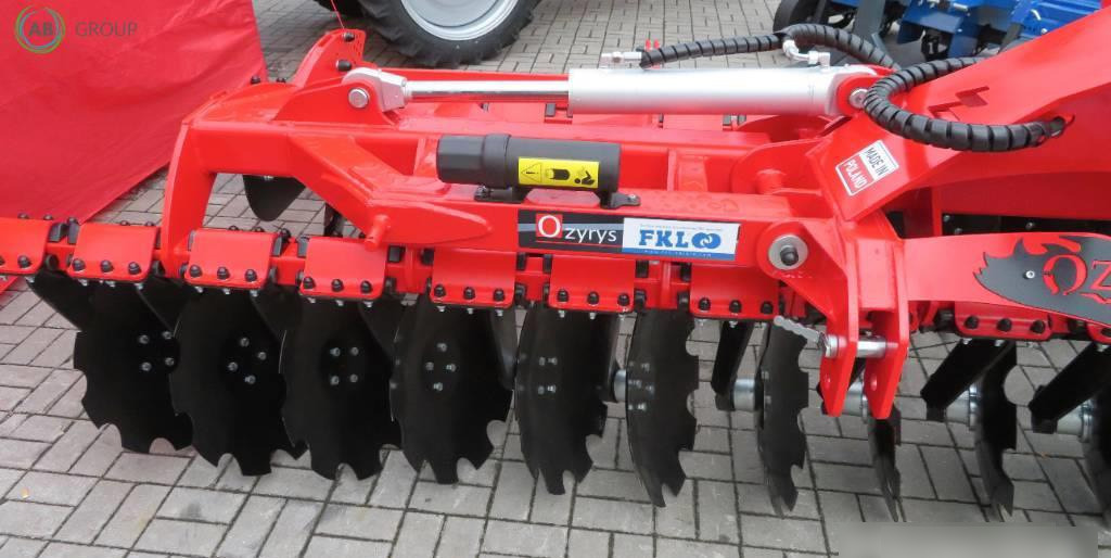 Awemak hydraulic folding disc harrow Ozyrys BTH40, 4 m - Cover crop: photos 2 Awemak hydraulic folding disc harrow Ozyrys BTH40, 4 m - Cover crop: photos 2