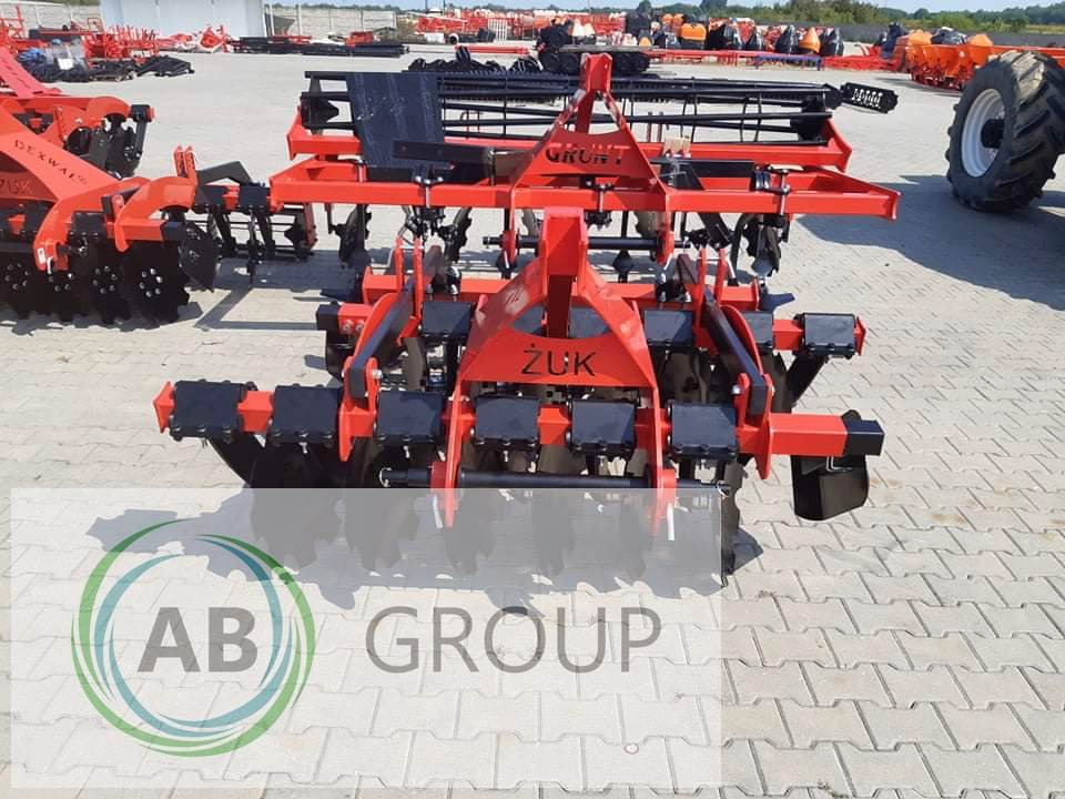 Dexwal disc harrow for vineyards Żuk 1,6 m - Cover crop: photos 1 Dexwal disc harrow for vineyards Żuk 1,6 m - Cover crop: photos 1