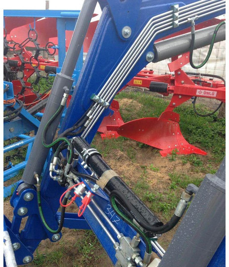 Inter-Tech Ładowacz czołowy IT1600/L - Chargeur frontal pour tracteur: photos 4 Inter-Tech Ładowacz czołowy IT1600/L - Chargeur frontal pour tracteur: photos 4