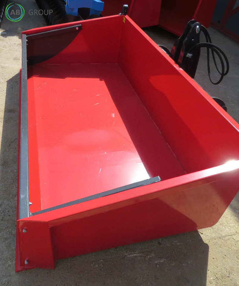 Inter-Tech hydraulic loading bucket 2,0 m, SS11 - Godet pour chargeur: photos 5 Inter-Tech hydraulic loading bucket 2,0 m, SS11 - Godet pour chargeur: photos 5