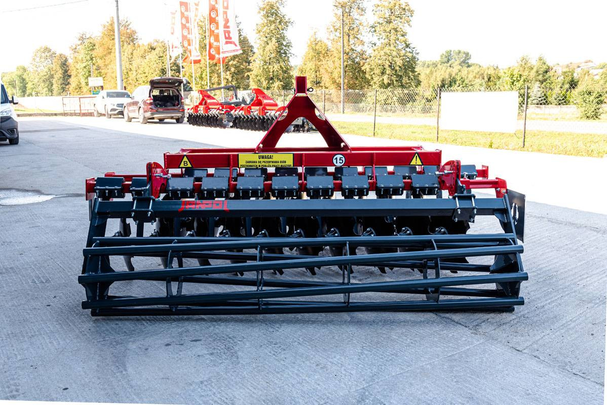 Janpol disc harrow 2.7m - Cover crop: photos 3 Janpol disc harrow 2.7m - Cover crop: photos 3
