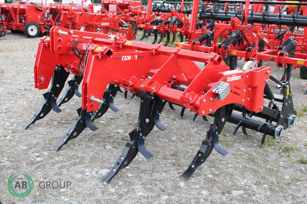 Ozdoken CGM-7 chisel plow - Décompacteur: photos 1 Ozdoken CGM-7 chisel plow - Décompacteur: photos 1