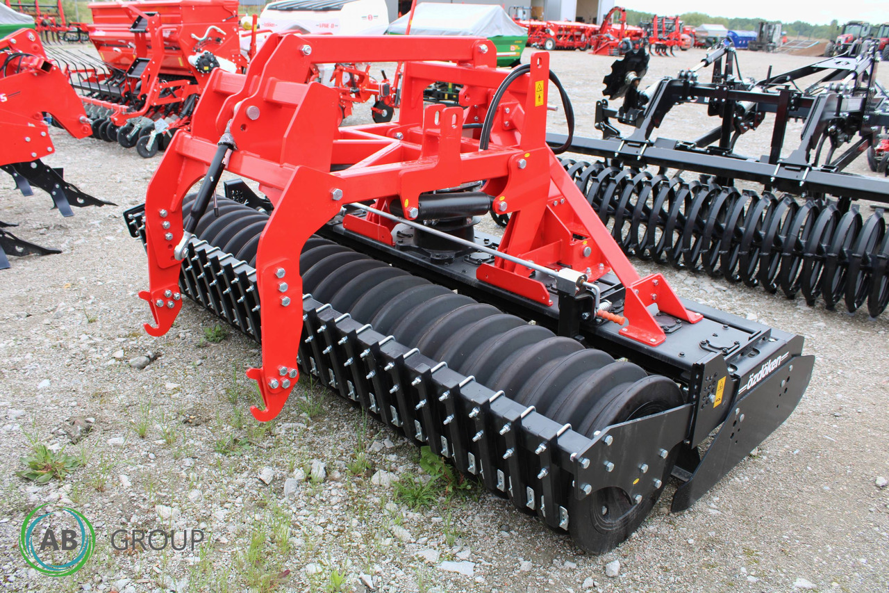 Ozdoken Ongun S300 power harrow with seed drill attachment - Herse rotative: photos 3 Ozdoken Ongun S300 power harrow with seed drill attachment - Herse rotative: photos 3
