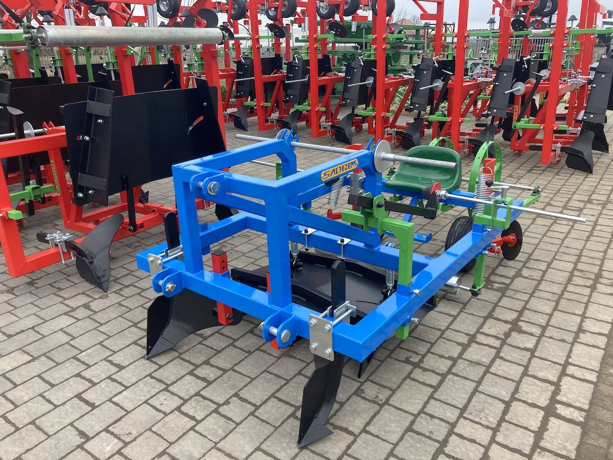 Sadrim bed forming machine MDZ-1 - Outils du sol: photos 4 Sadrim bed forming machine MDZ-1 - Outils du sol: photos 4