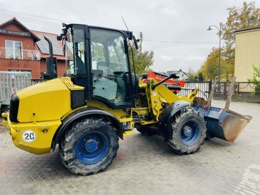 Caterpillar 908H - Chargeuse sur pneus: photos 5 Caterpillar 908H - Chargeuse sur pneus: photos 5