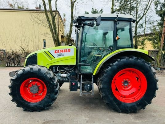 Tracteur agricole Claas AXOS 340: photos 8
