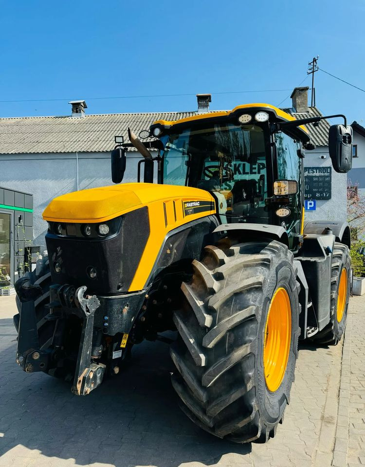 JCB Fastrac 4220 - Tracteur agricole: photos 3 JCB Fastrac 4220 - Tracteur agricole: photos 3