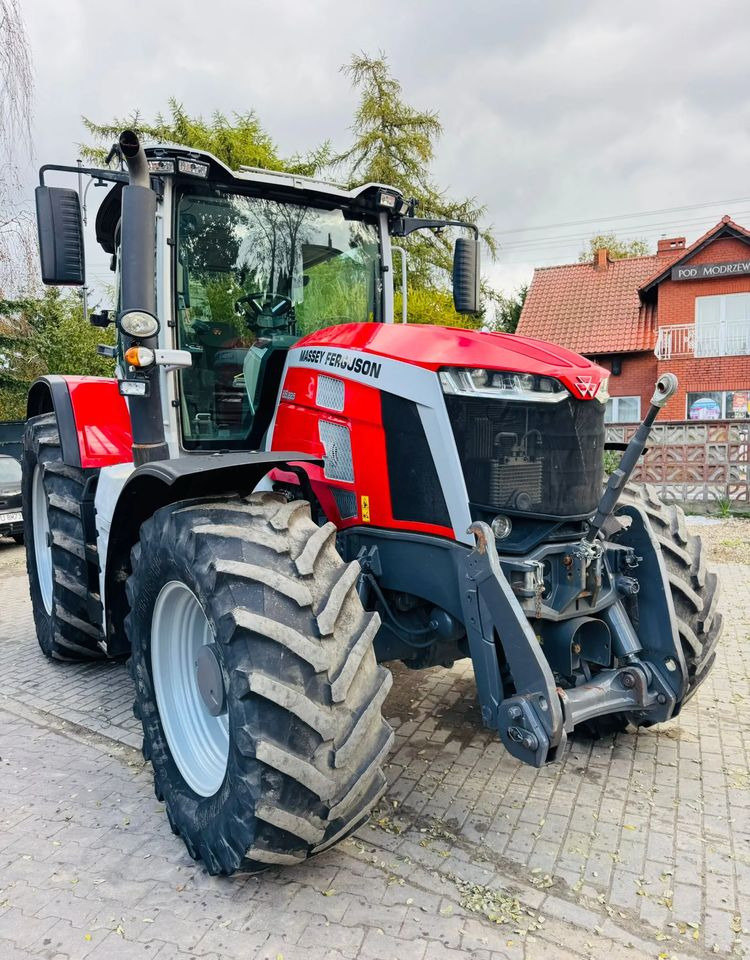 Massey Ferguson 8S.225 - Tracteur agricole: photos 5 Massey Ferguson 8S.225 - Tracteur agricole: photos 5