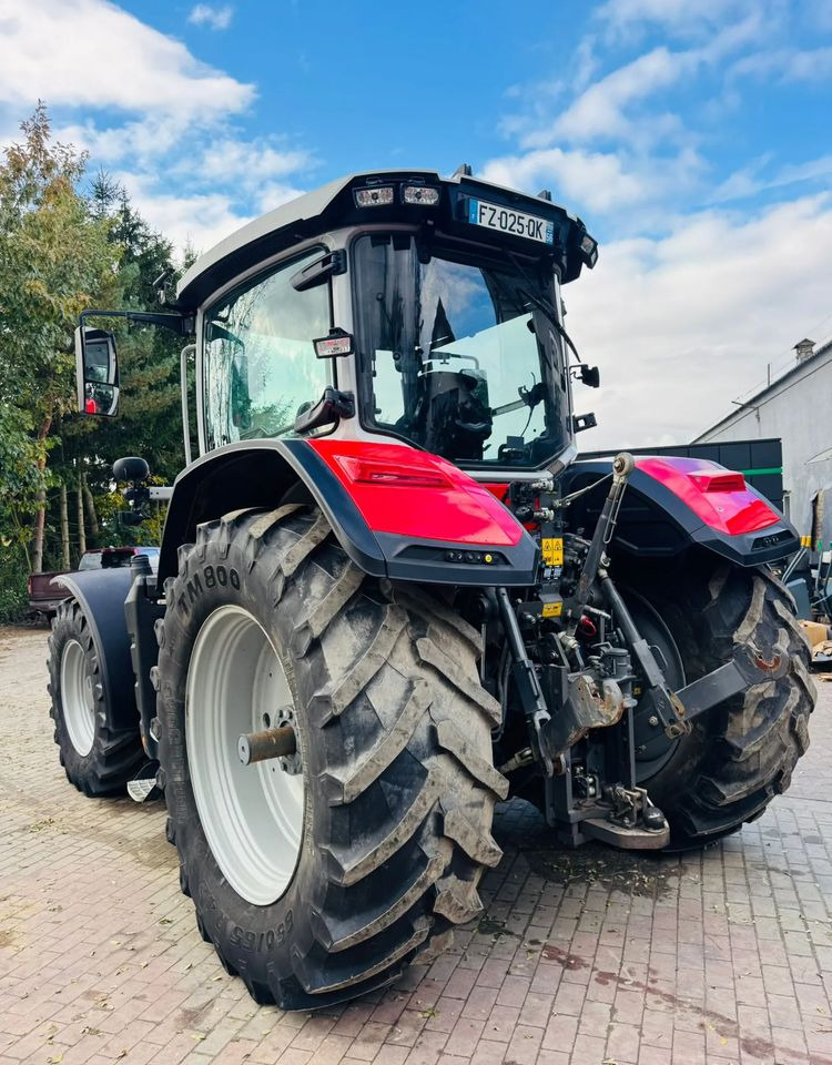 Tracteur agricole Massey Ferguson 8S.225: photos 9 Tracteur agricole Massey Ferguson 8S.225: photos 9