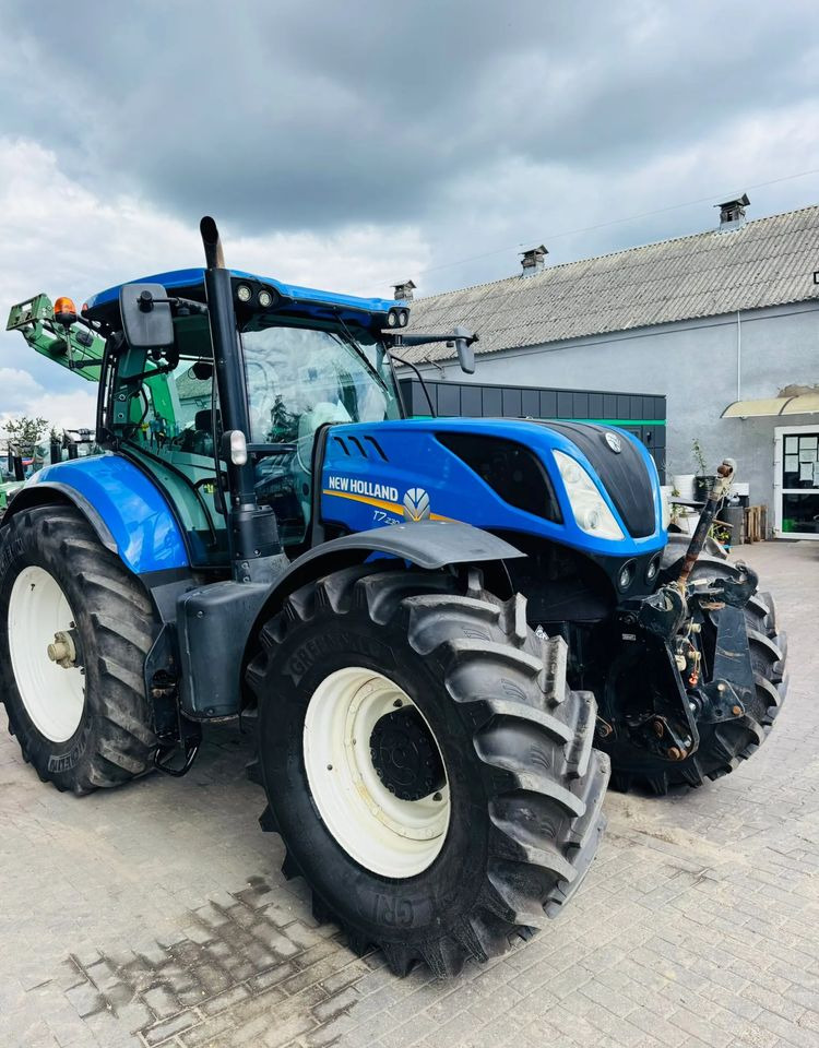 New Holland T7.230 - Tracteur agricole: photos 3 New Holland T7.230 - Tracteur agricole: photos 3