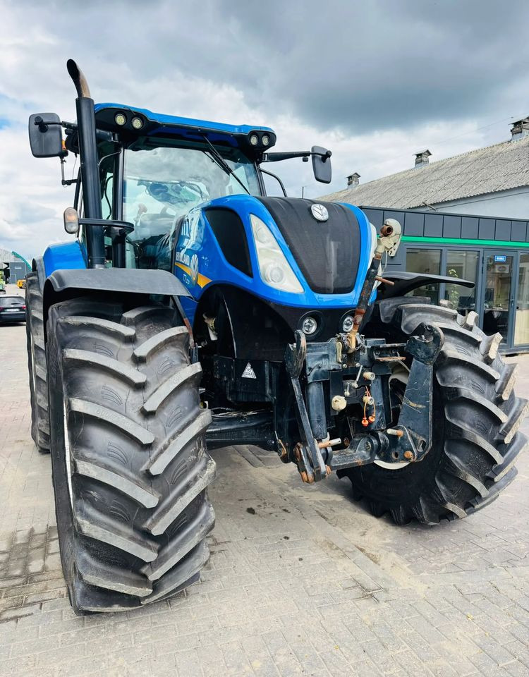 New Holland T7.230 - Tracteur agricole: photos 2 New Holland T7.230 - Tracteur agricole: photos 2