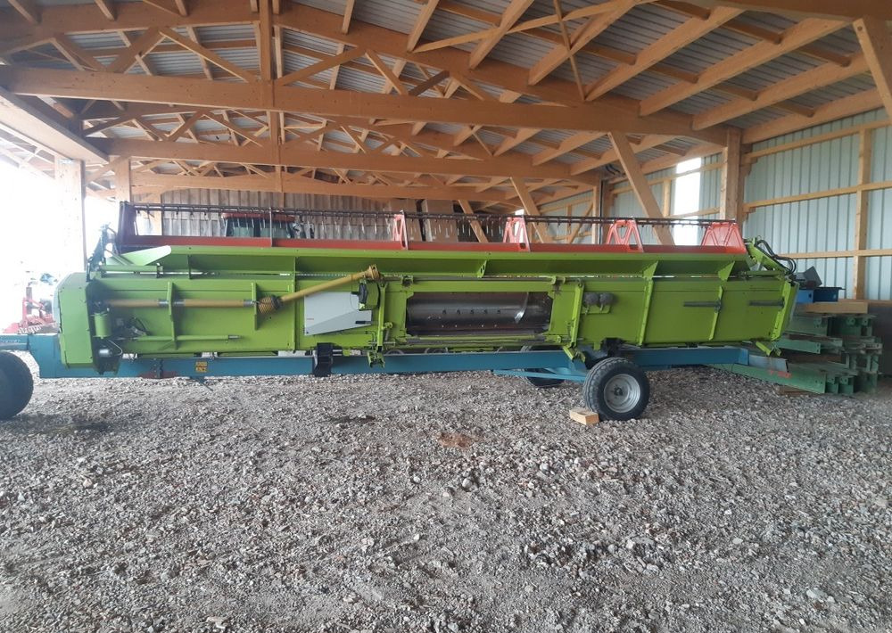 Claas Claas Vario 750 - Moissoneuse: photos 4 Claas Claas Vario 750 - Moissoneuse: photos 4