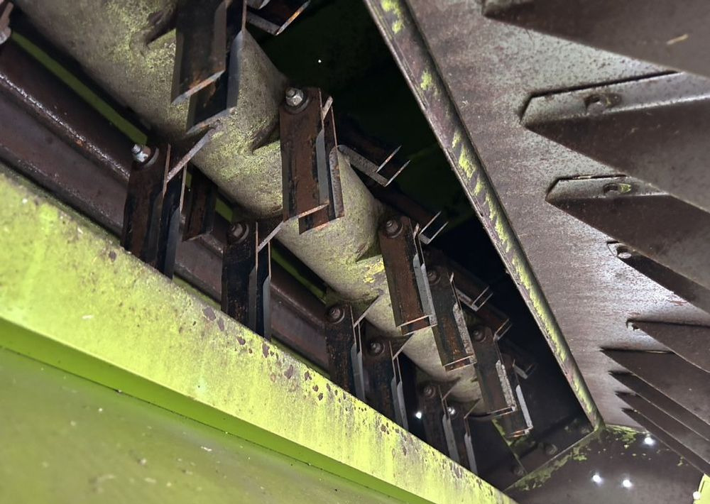 Claas Lexion 430 Montana - Moissonneuse-batteuse: photos 5 Claas Lexion 430 Montana - Moissonneuse-batteuse: photos 5