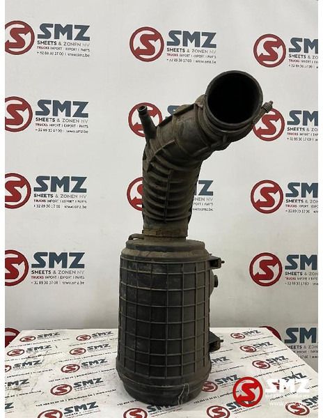 DAF Occ DAF XF95 luchtinlaat - Système d'admission d'air pour Camion: photos 3 DAF Occ DAF XF95 luchtinlaat - Système d'admission d'air pour Camion: photos 3