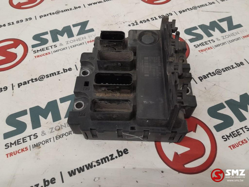 DAF Occ ECU ECAS 4x2 regeleenheid DAF - Bloc de gestion pour Camion: photos 4 DAF Occ ECU ECAS 4x2 regeleenheid DAF - Bloc de gestion pour Camion: photos 4