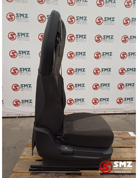 DAF Occ bijrijdersstoel DAF - Cabine et intérieur pour Camion: photos 3 DAF Occ bijrijdersstoel DAF - Cabine et intérieur pour Camion: photos 3