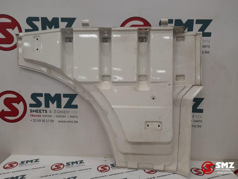 DAF Occ deurverlenging links DAF - Portière et pièces pour Camion: photos 2 DAF Occ deurverlenging links DAF - Portière et pièces pour Camion: photos 2