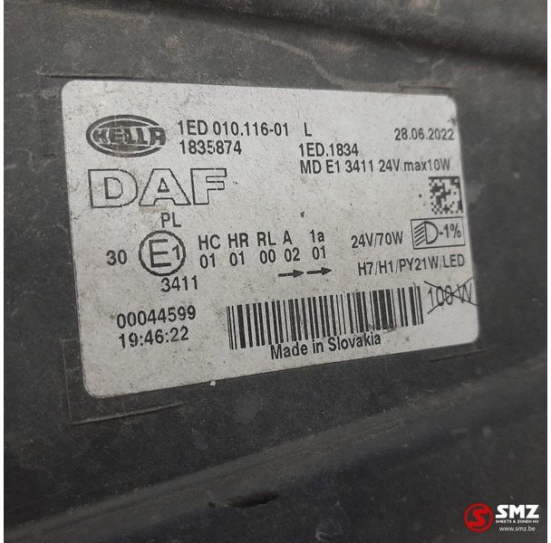 DAF Occ koplamp links DAF - Feu avant pour Camion: photos 3 DAF Occ koplamp links DAF - Feu avant pour Camion: photos 3