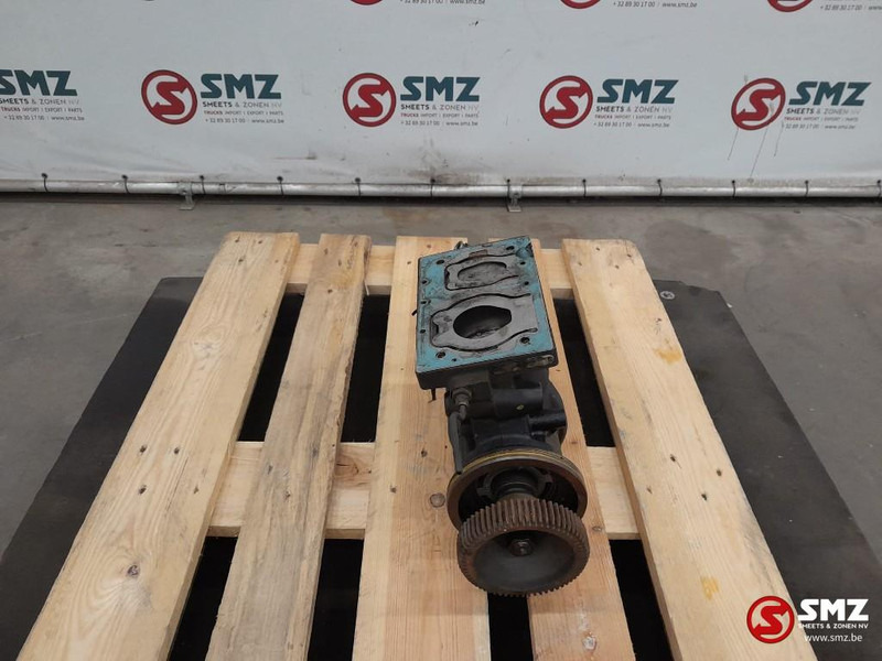 DAF Occ luchtcompressor + sturrbekrachtigingspomp DAF - Moteur et pièces pour Camion: photos 4 DAF Occ luchtcompressor + sturrbekrachtigingspomp DAF - Moteur et pièces pour Camion: photos 4