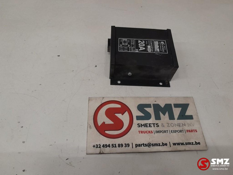DAF Occ omvormer 24V-12V 20A DAF - Système électrique pour Camion: photos 4 DAF Occ omvormer 24V-12V 20A DAF - Système électrique pour Camion: photos 4