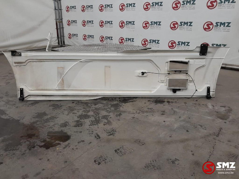 DAF Occ set side skirts L/R DAF - Frame/ Châssis pour Camion: photos 5 DAF Occ set side skirts L/R DAF - Frame/ Châssis pour Camion: photos 5